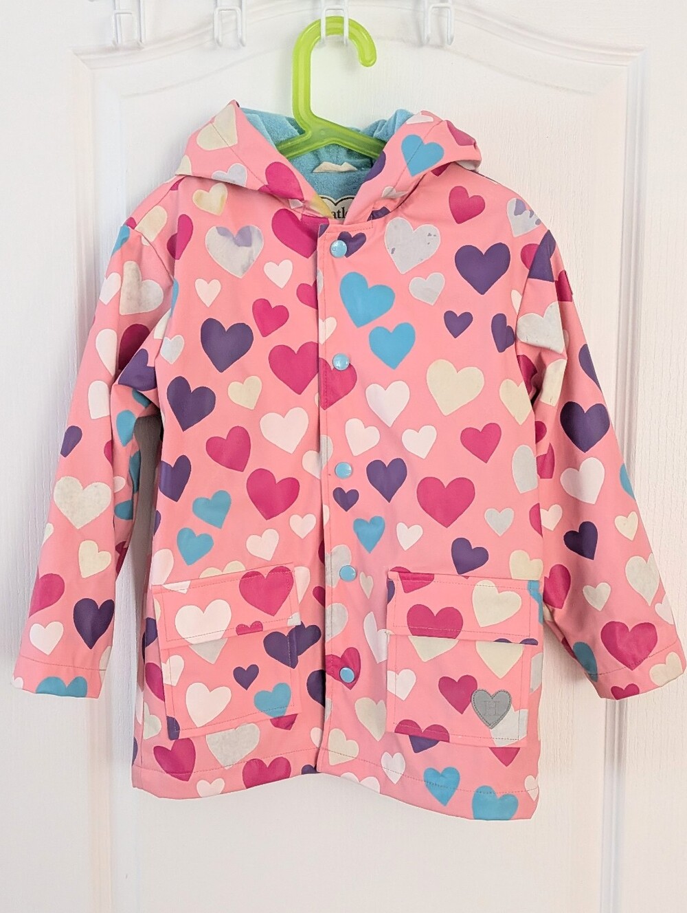 Hatley Colourful Hearts Colour Changing Raincoat waterproof pink size 6